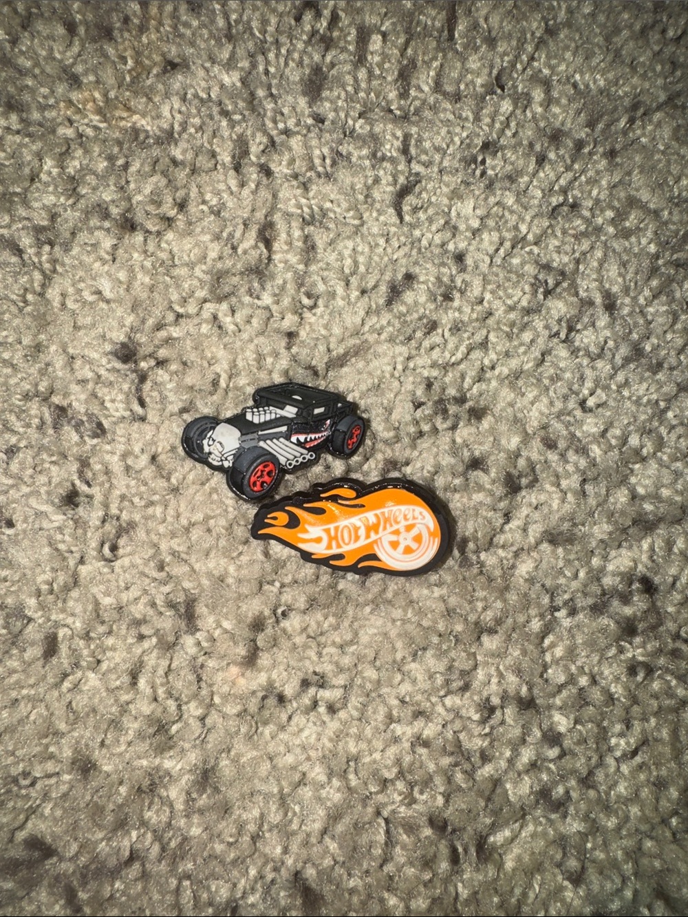 Mattel Hot Wheel 2 Piece Croc Charm